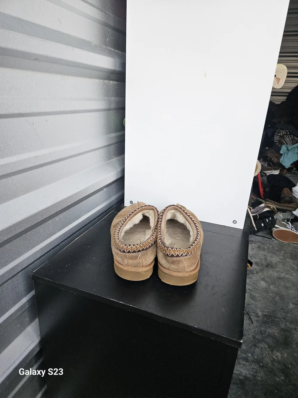 UGG Tasman Chestnut Suede Sheepskin Lined Slip On Slippers Size 9